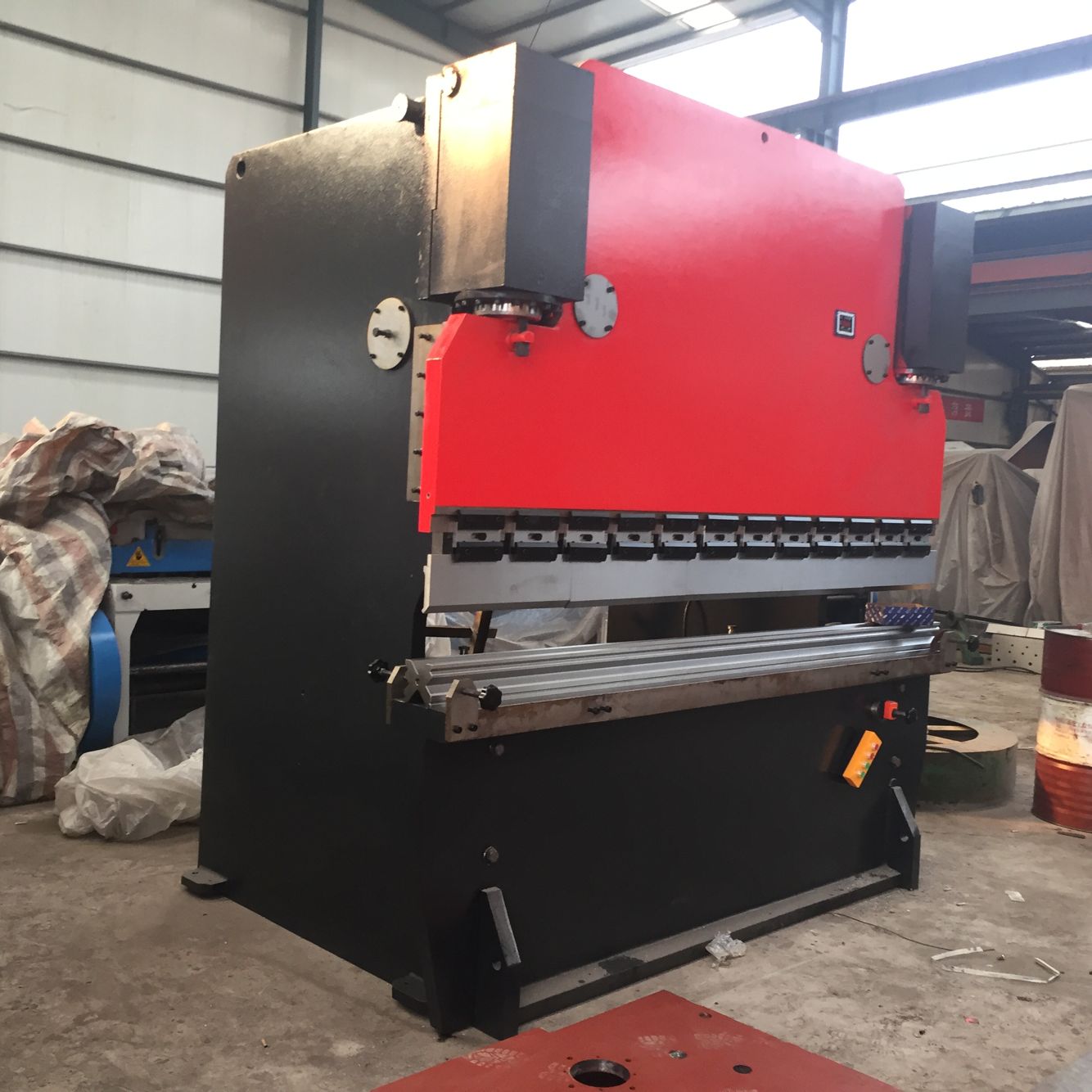 WC67Y-63*2500Һ���ۏ��C